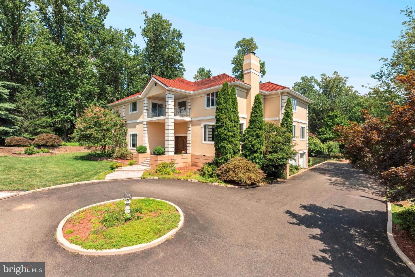 1427 Byberry Road photo 3