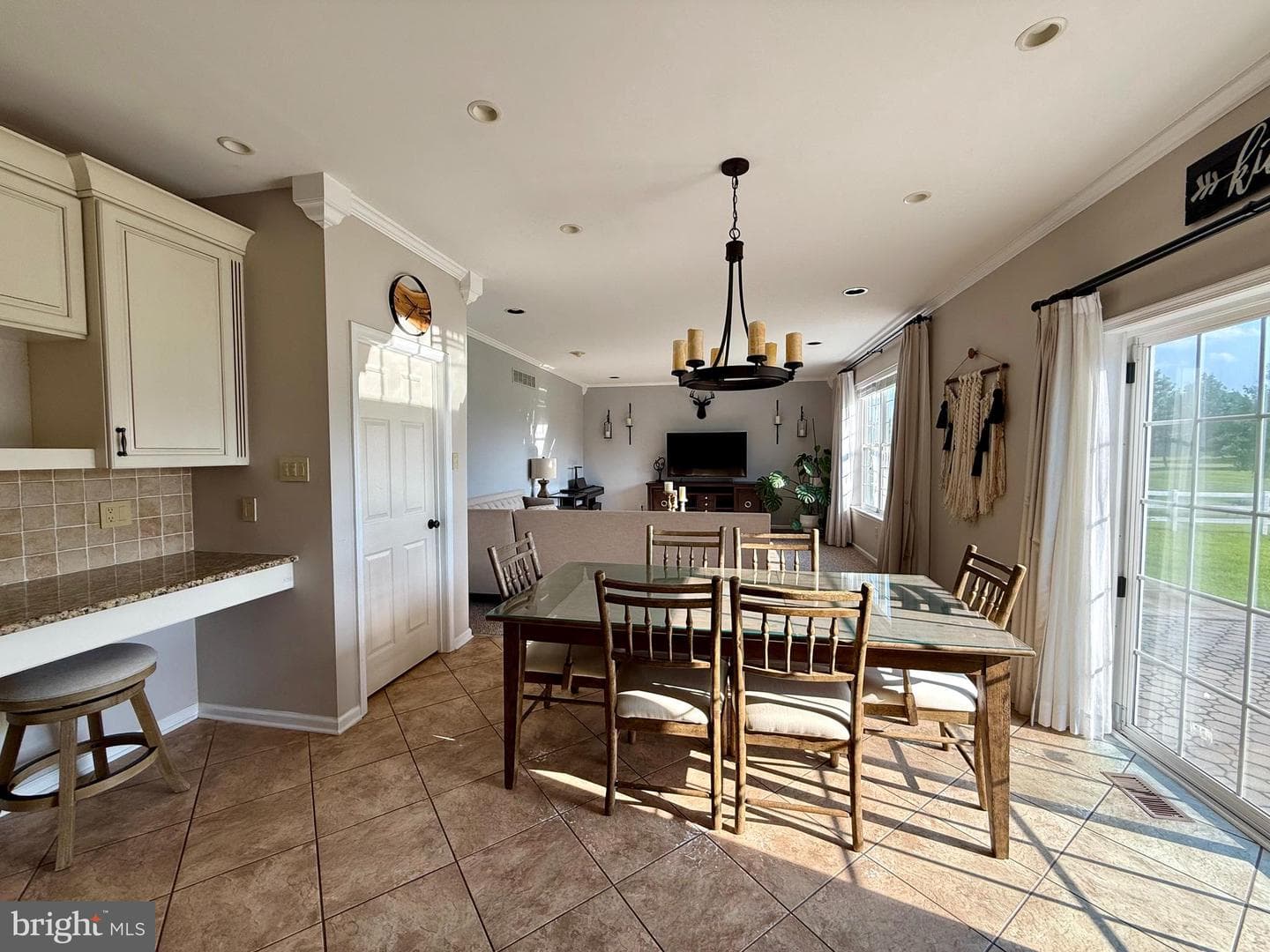 138 Bradford Drive photo 17
