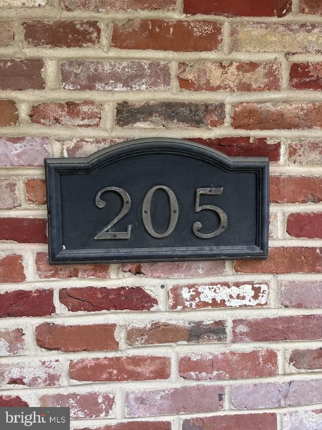 205 Whitpain Hills photo 34