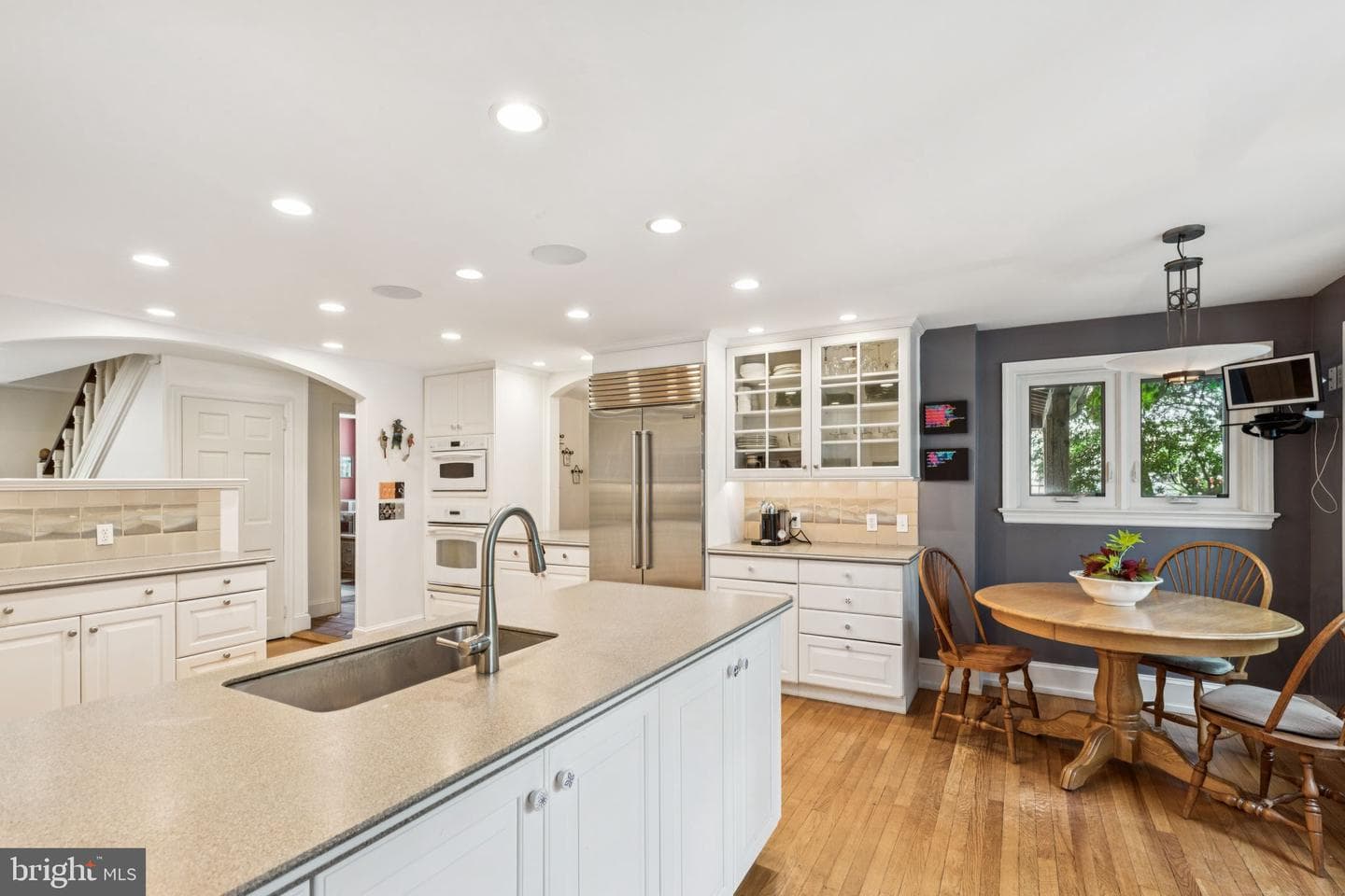 744 Clarendon Road photo 11