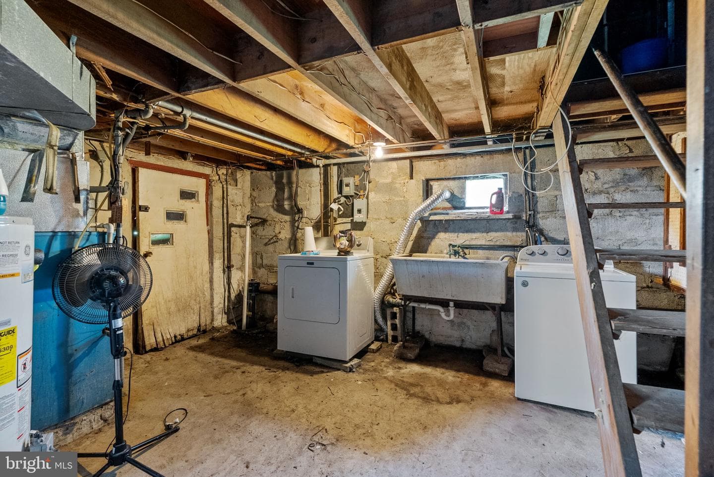 612 Brook Street photo 20
