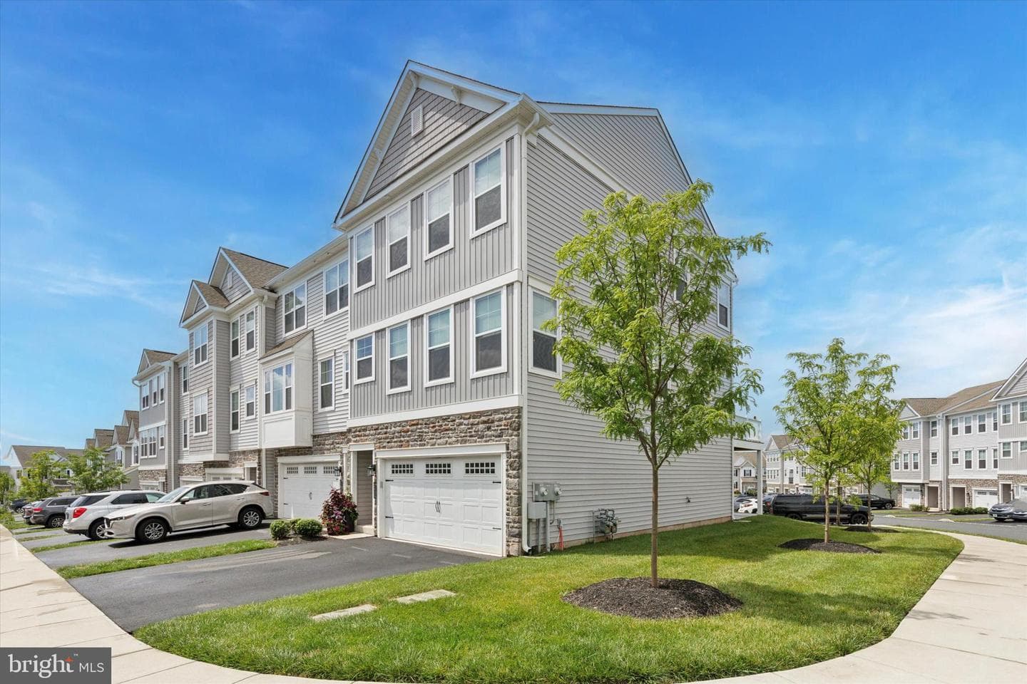 171 Larrabee Way photo 2