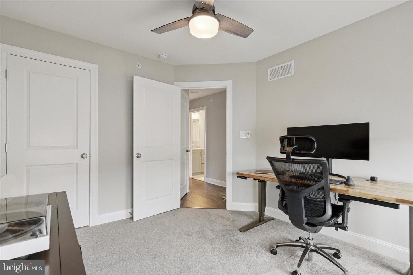 171 Larrabee Way photo 28