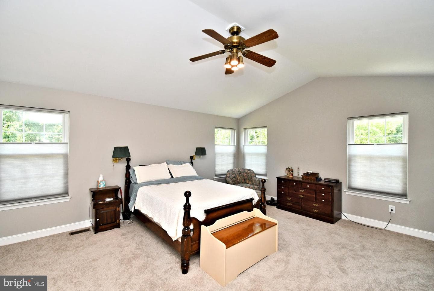 19 Firethorn Drive photo 25