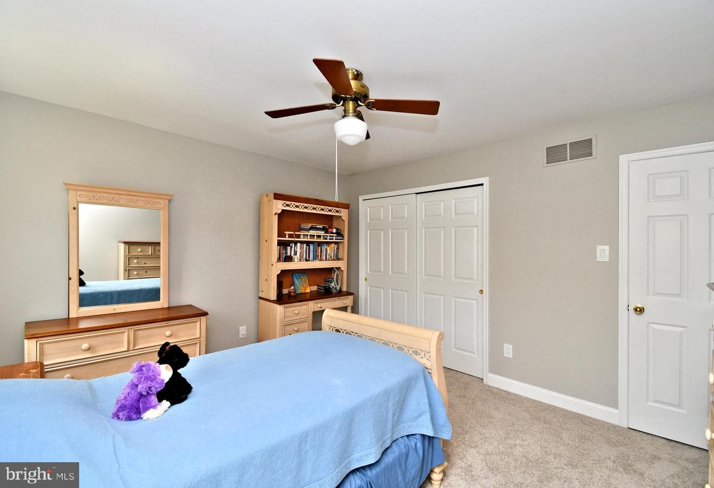 19 Firethorn Drive photo 33