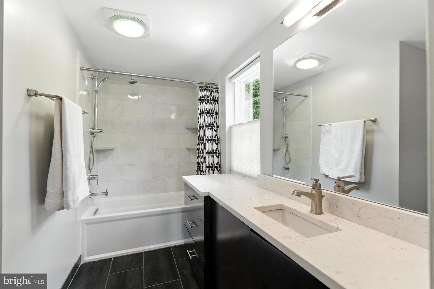 520 Twin Oaks Drive photo 21