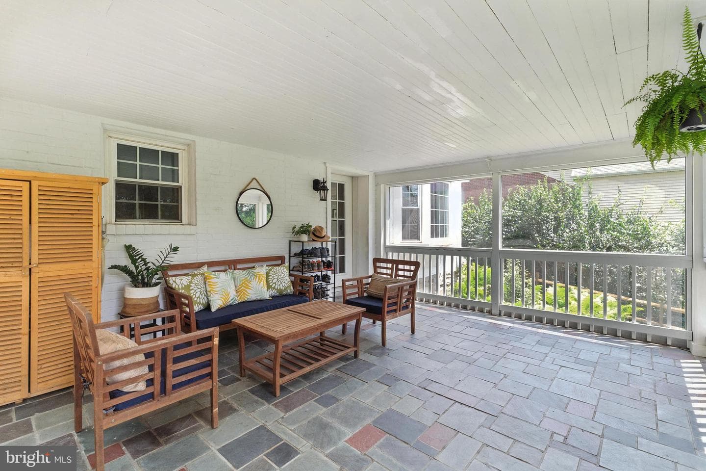 520 Twin Oaks Drive photo 35