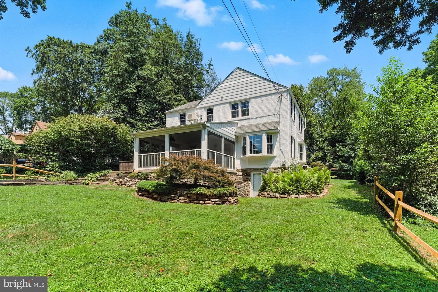 520 Twin Oaks Drive photo 37