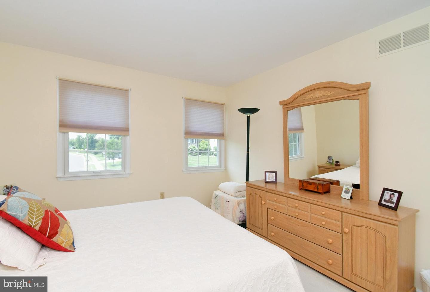 117 Gwynmont Drive photo 32