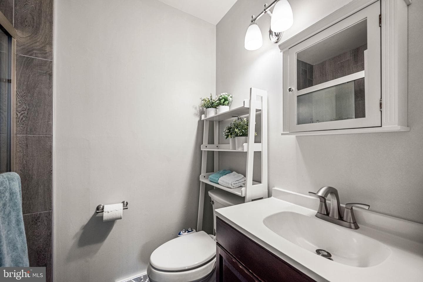 1801 Linden Way photo 18