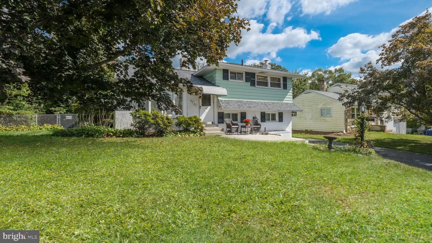 2721 Rossiter Avenue photo 30