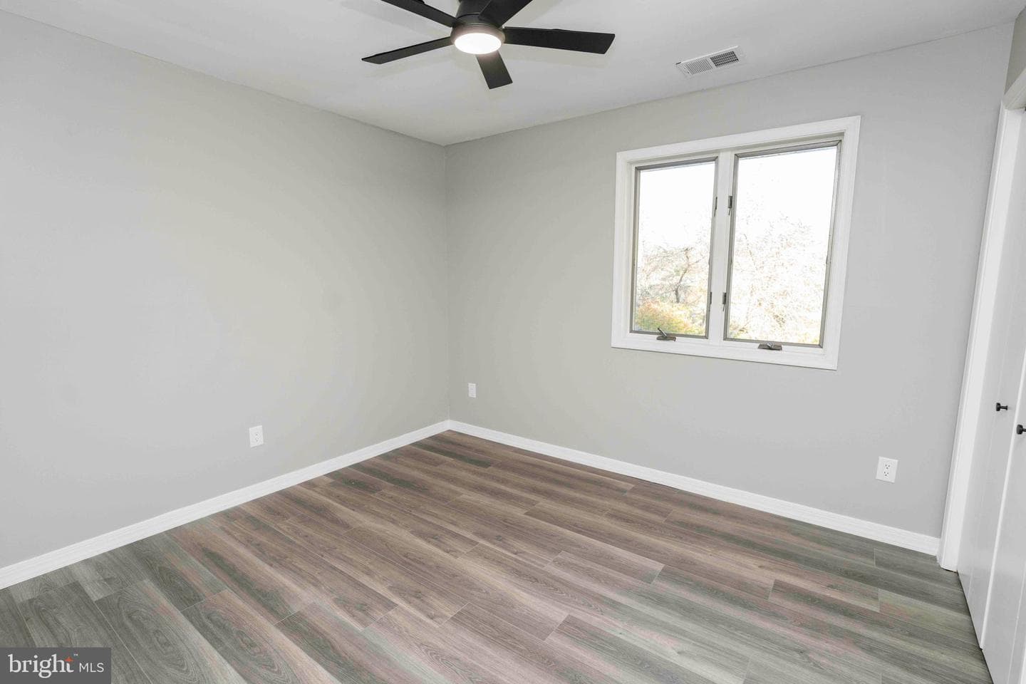 2317 E Orvilla Road photo 18