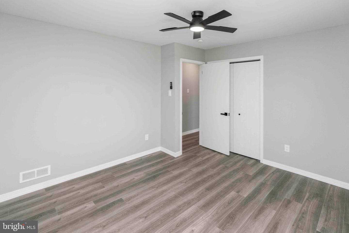 2317 E Orvilla Road photo 20