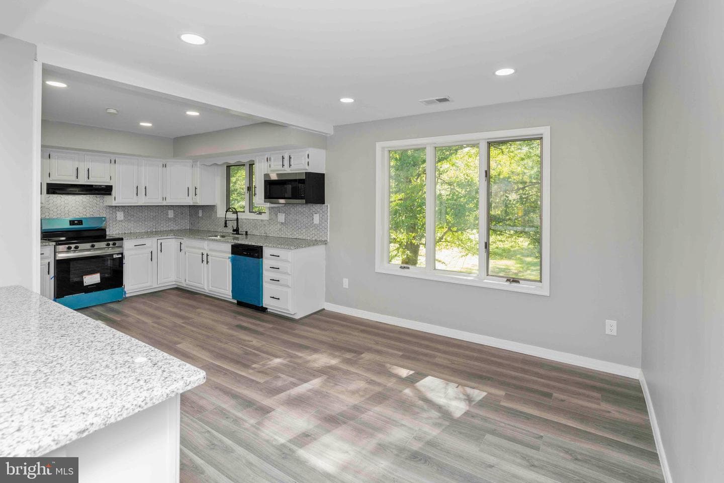 2317 E Orvilla Road photo 6