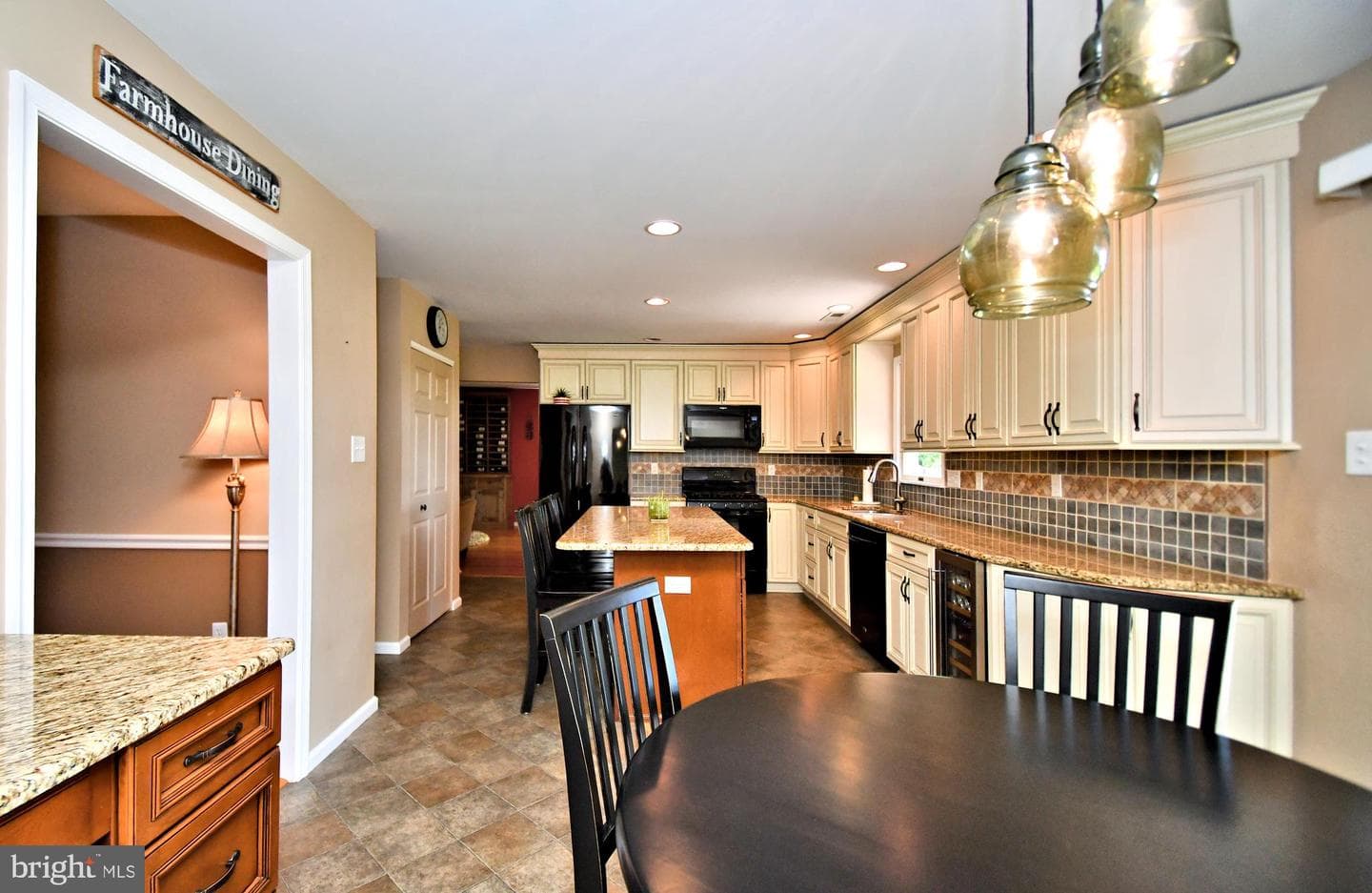 102 Gwynmont Drive photo 24