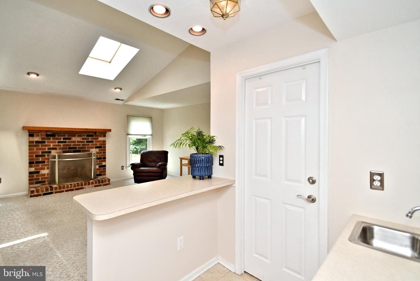 102 Gwynmont Drive photo 30