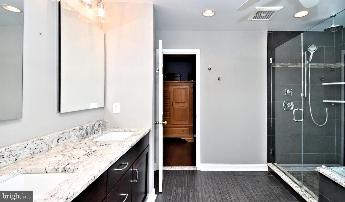 102 Gwynmont Drive photo 47