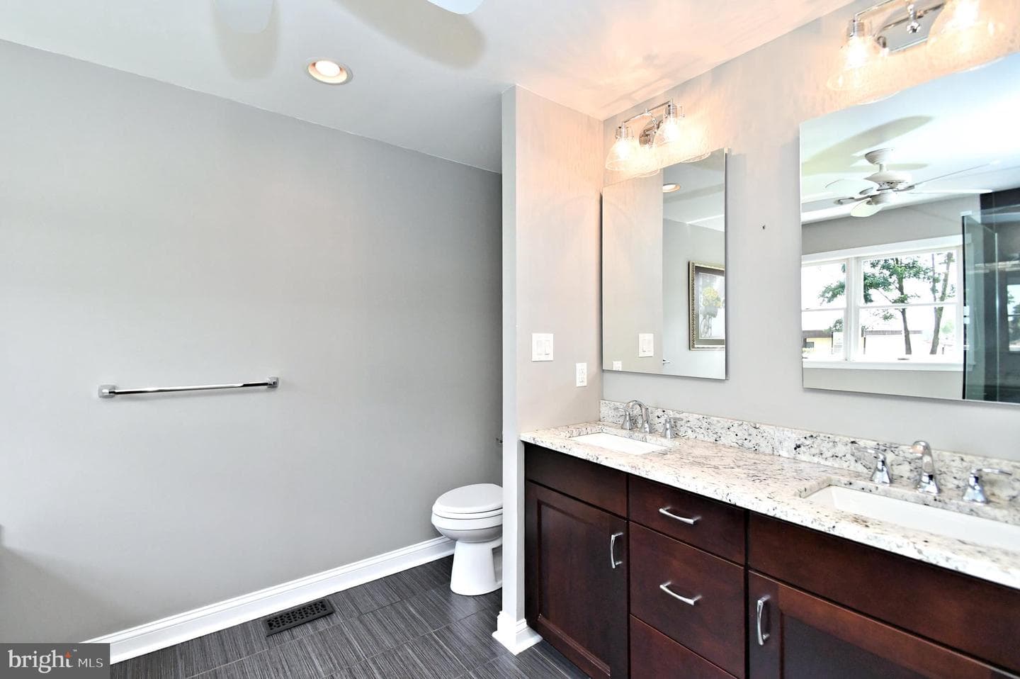 102 Gwynmont Drive photo 49