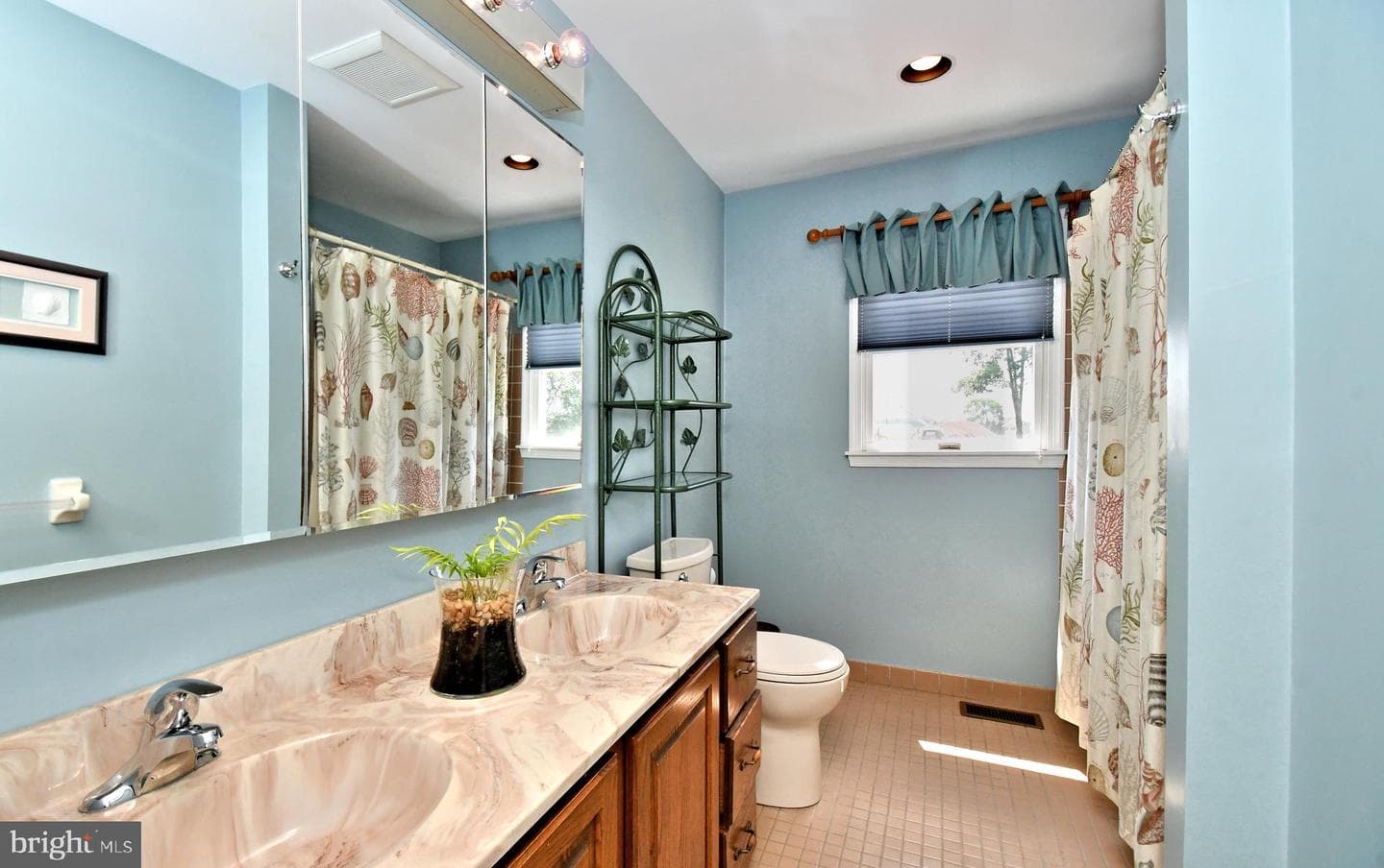 102 Gwynmont Drive photo 60