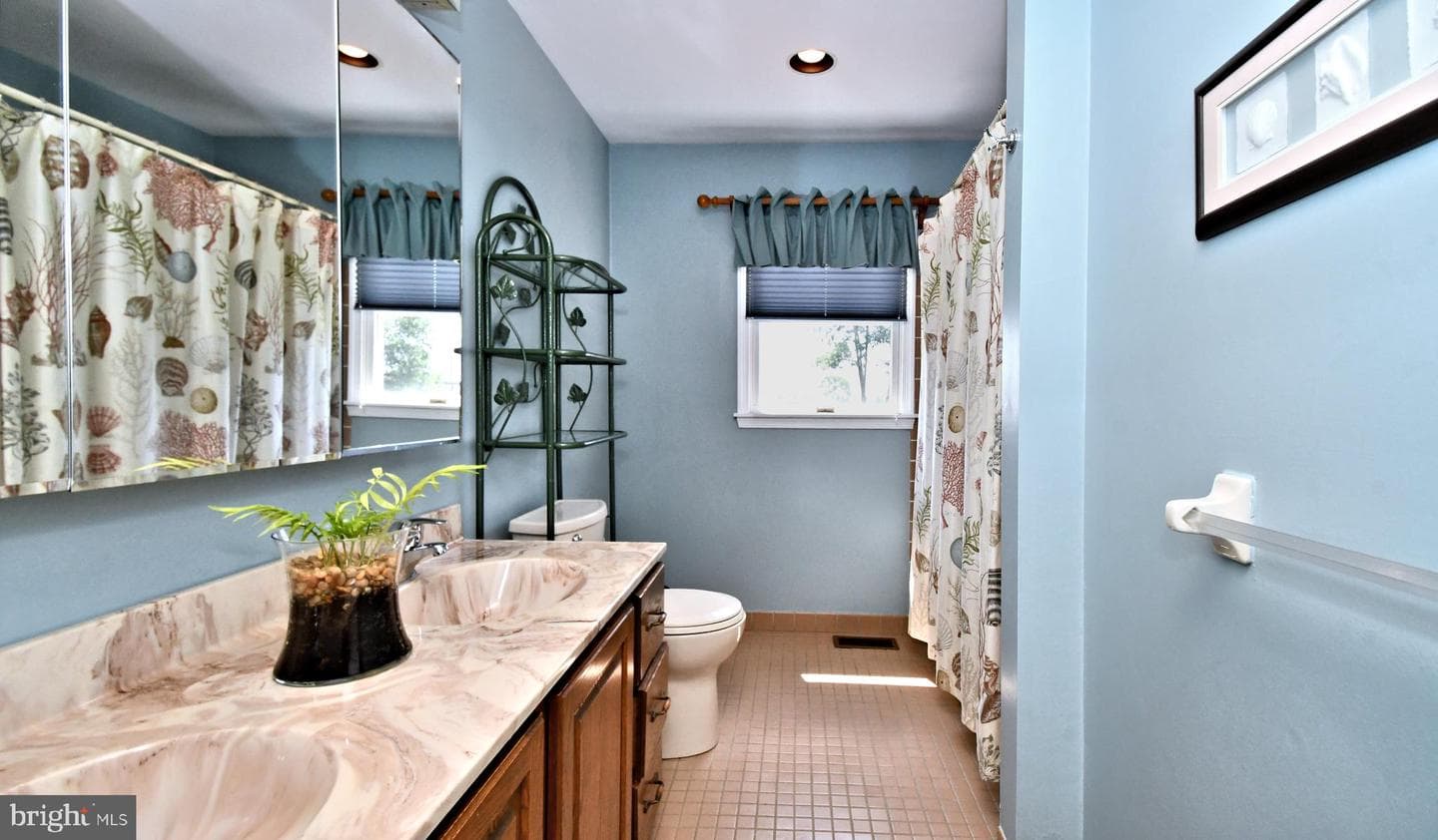 102 Gwynmont Drive photo 61