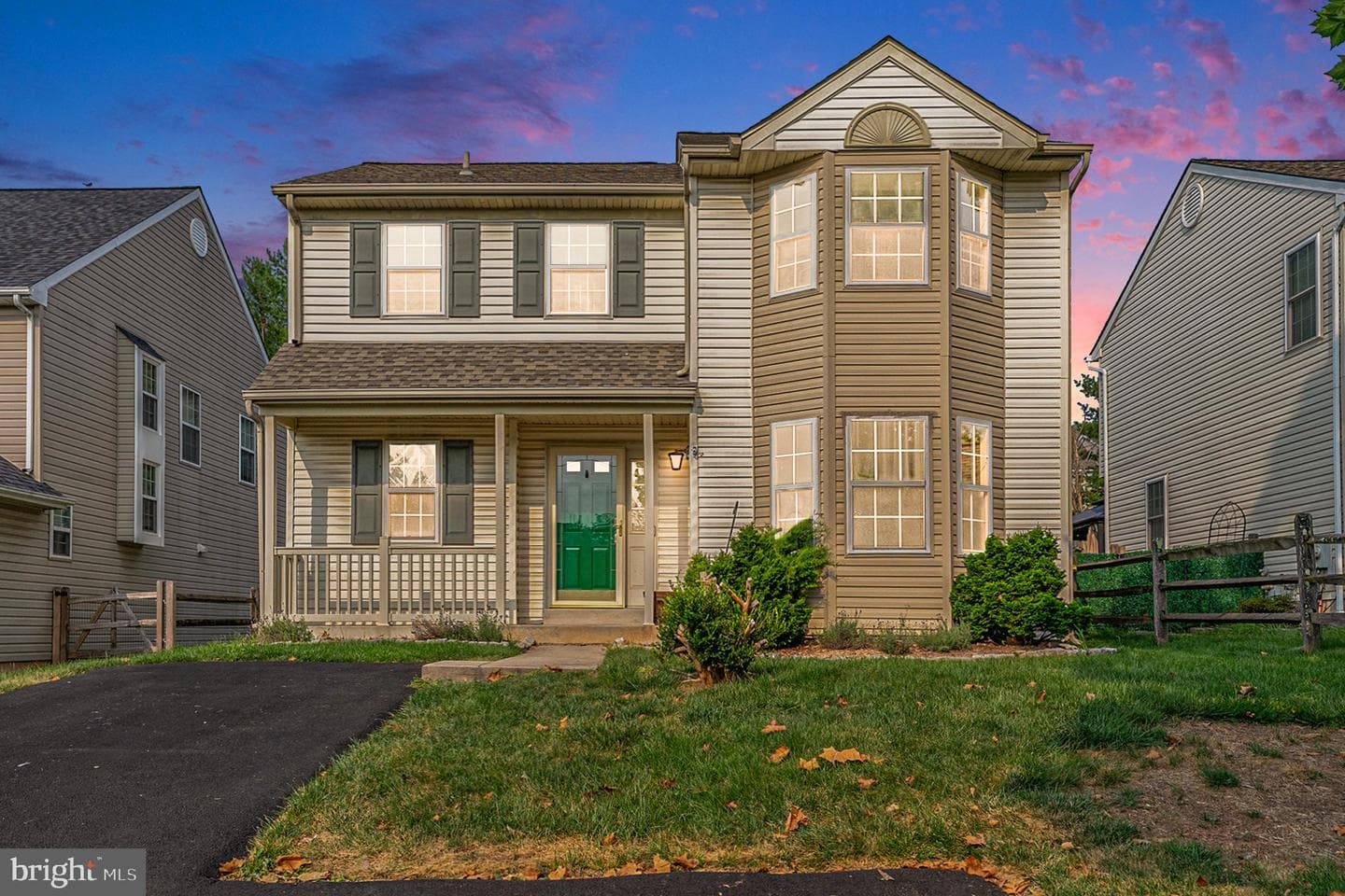 605 Stewart Road photo 2