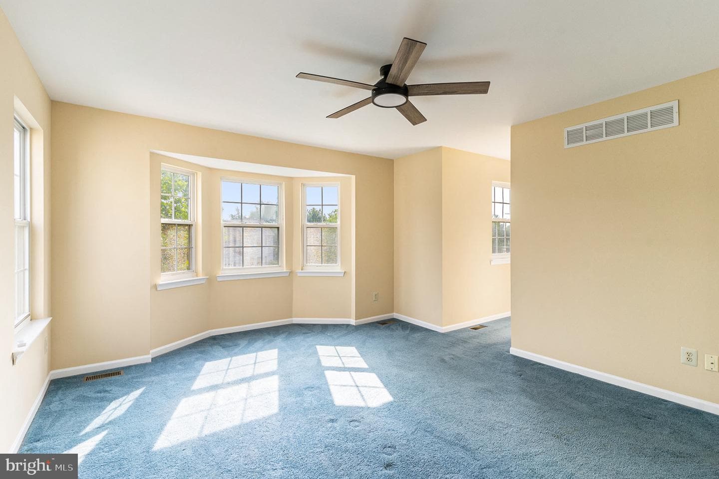 605 Stewart Road photo 23