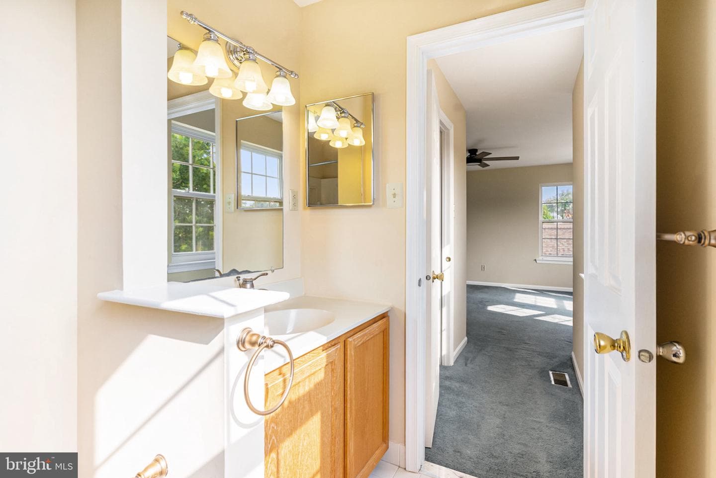 605 Stewart Road photo 27