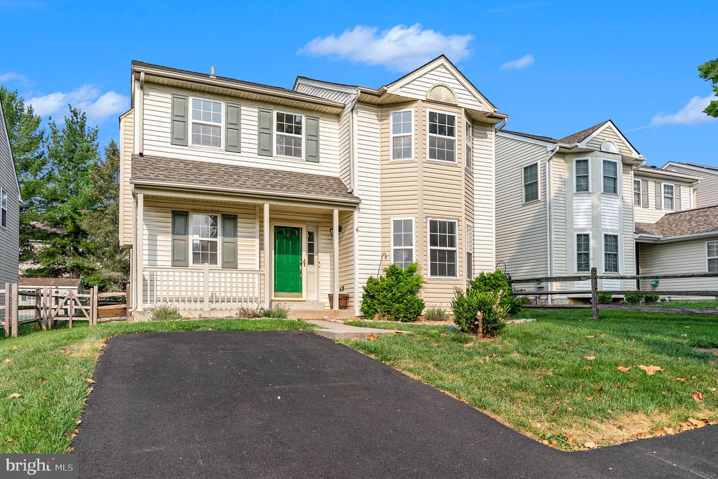 605 Stewart Road photo 4