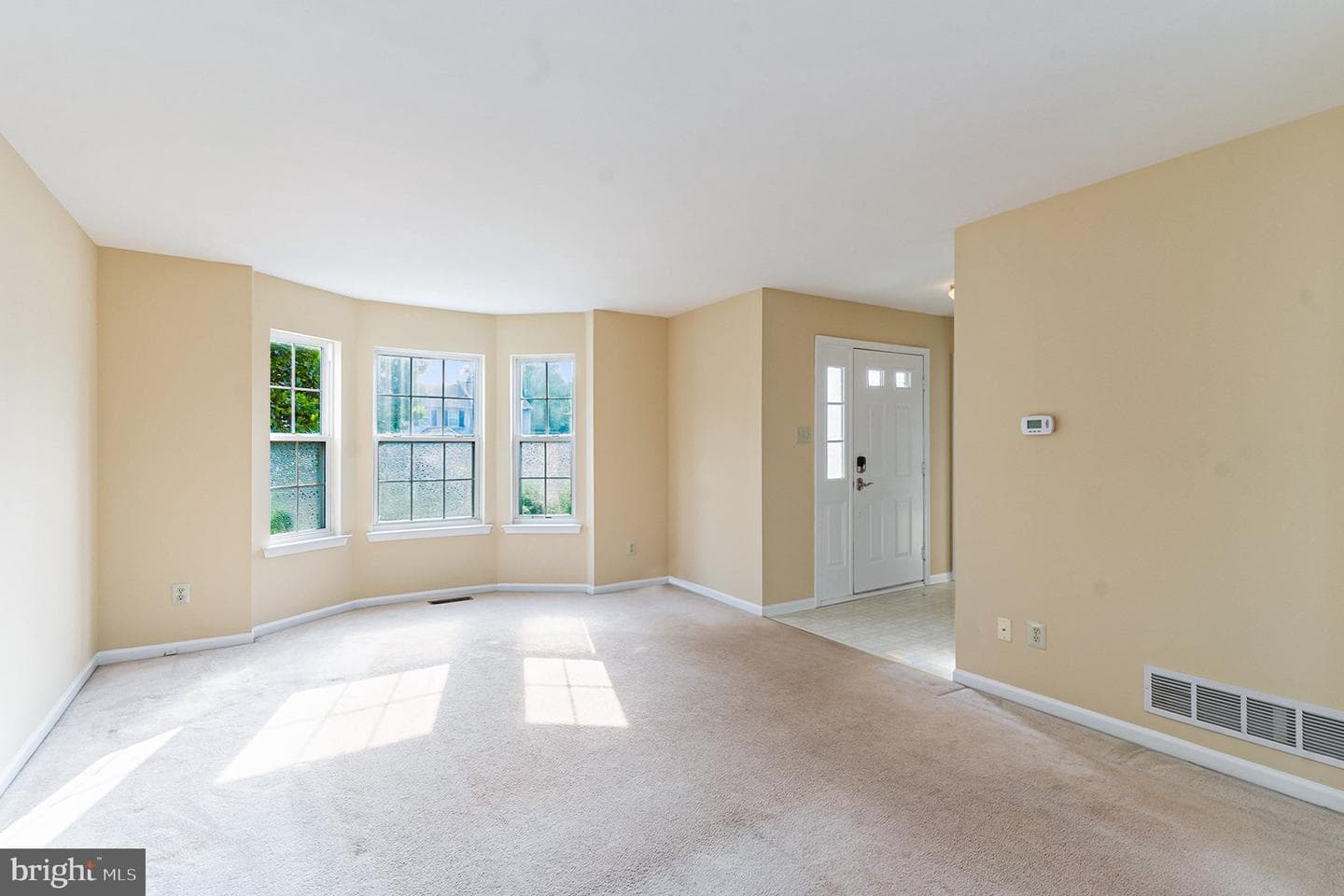 605 Stewart Road photo 7