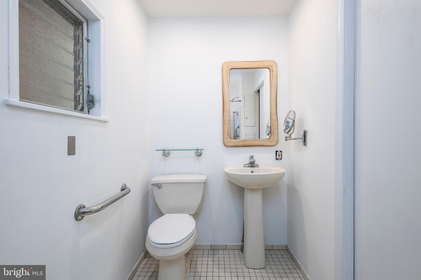 7634 Brookfield Road photo 11