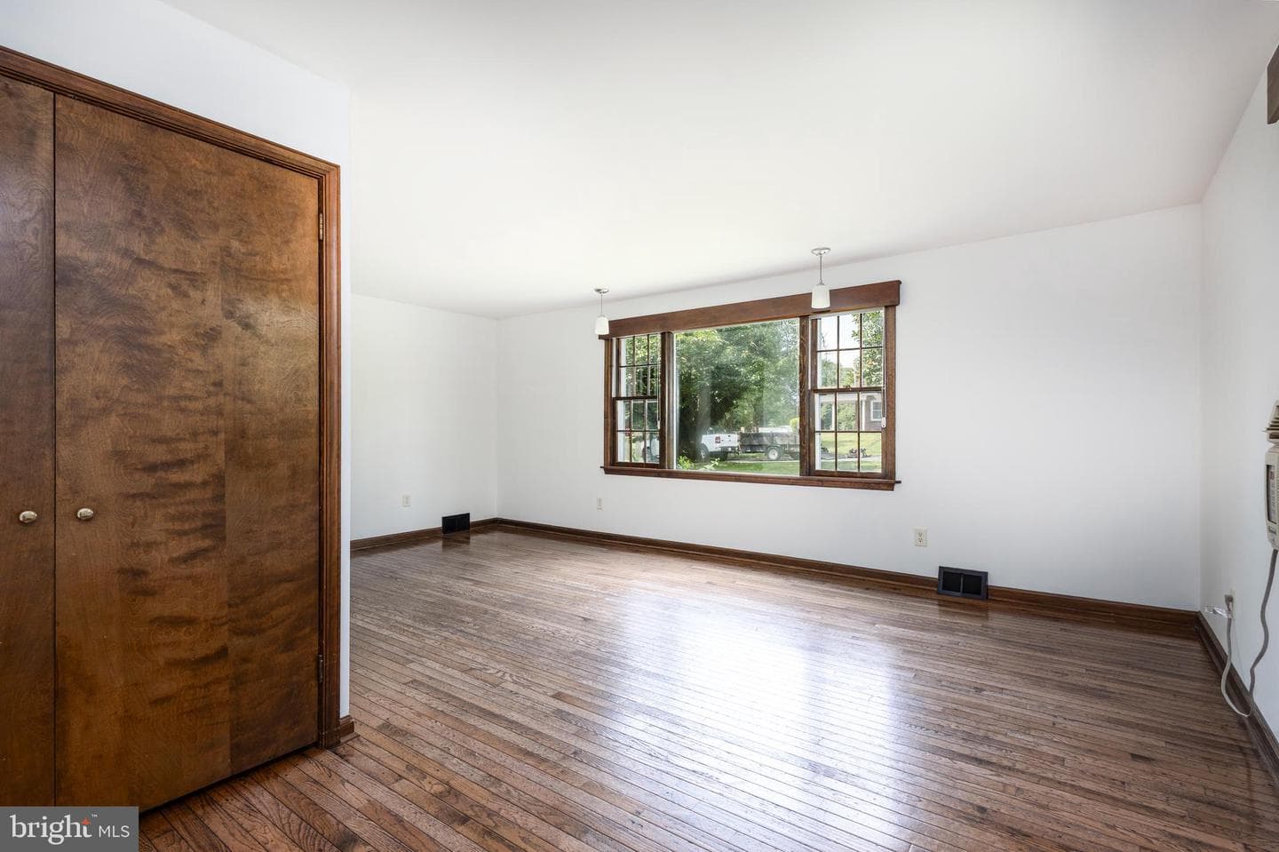 7634 Brookfield Road photo 14