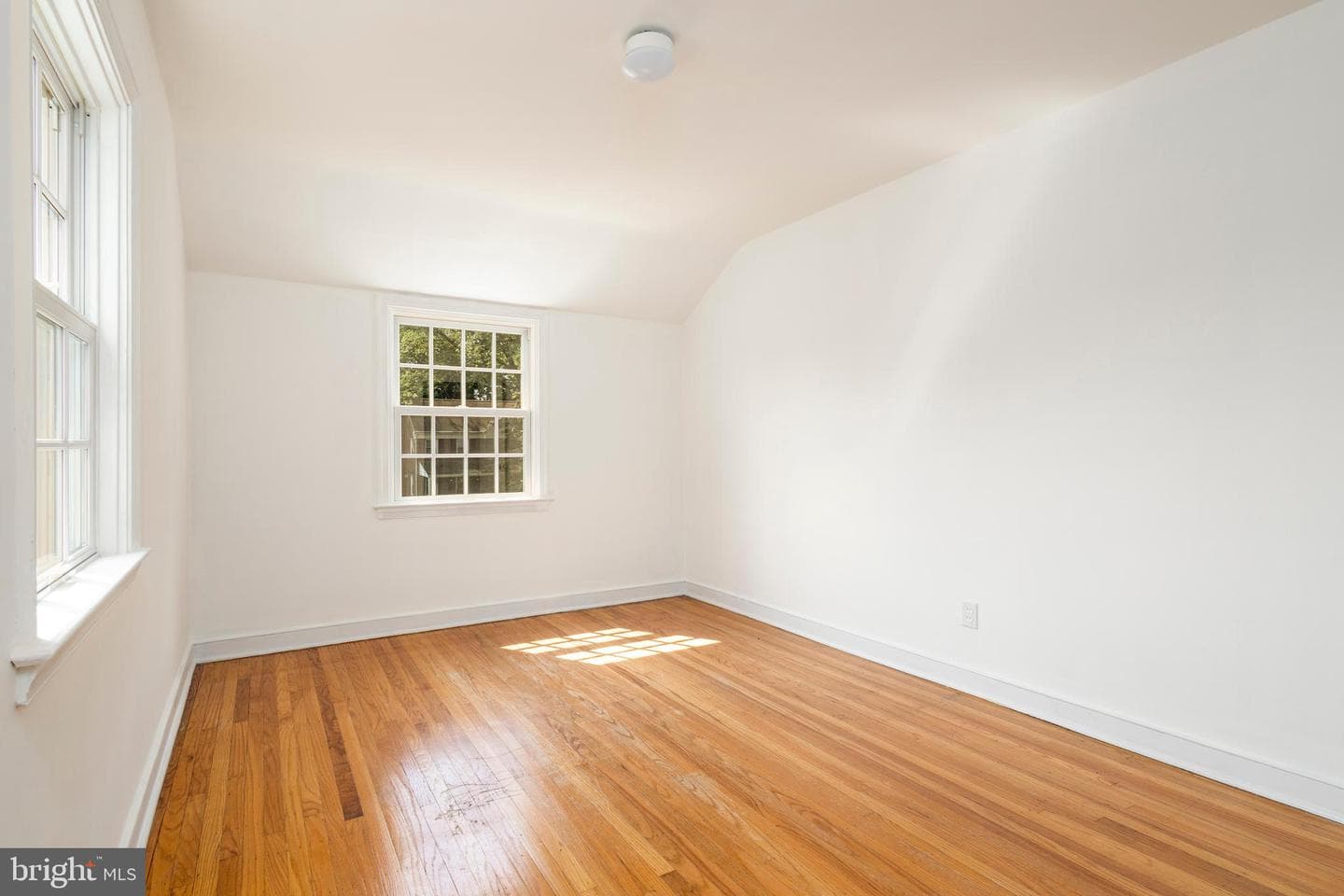 7634 Brookfield Road photo 25