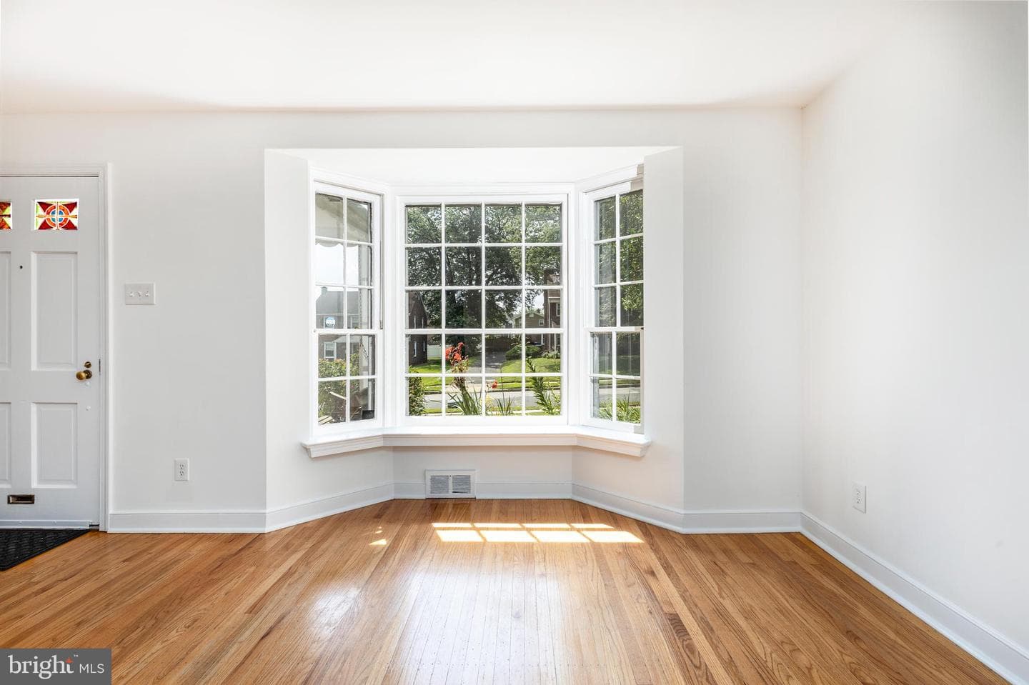 7634 Brookfield Road photo 5