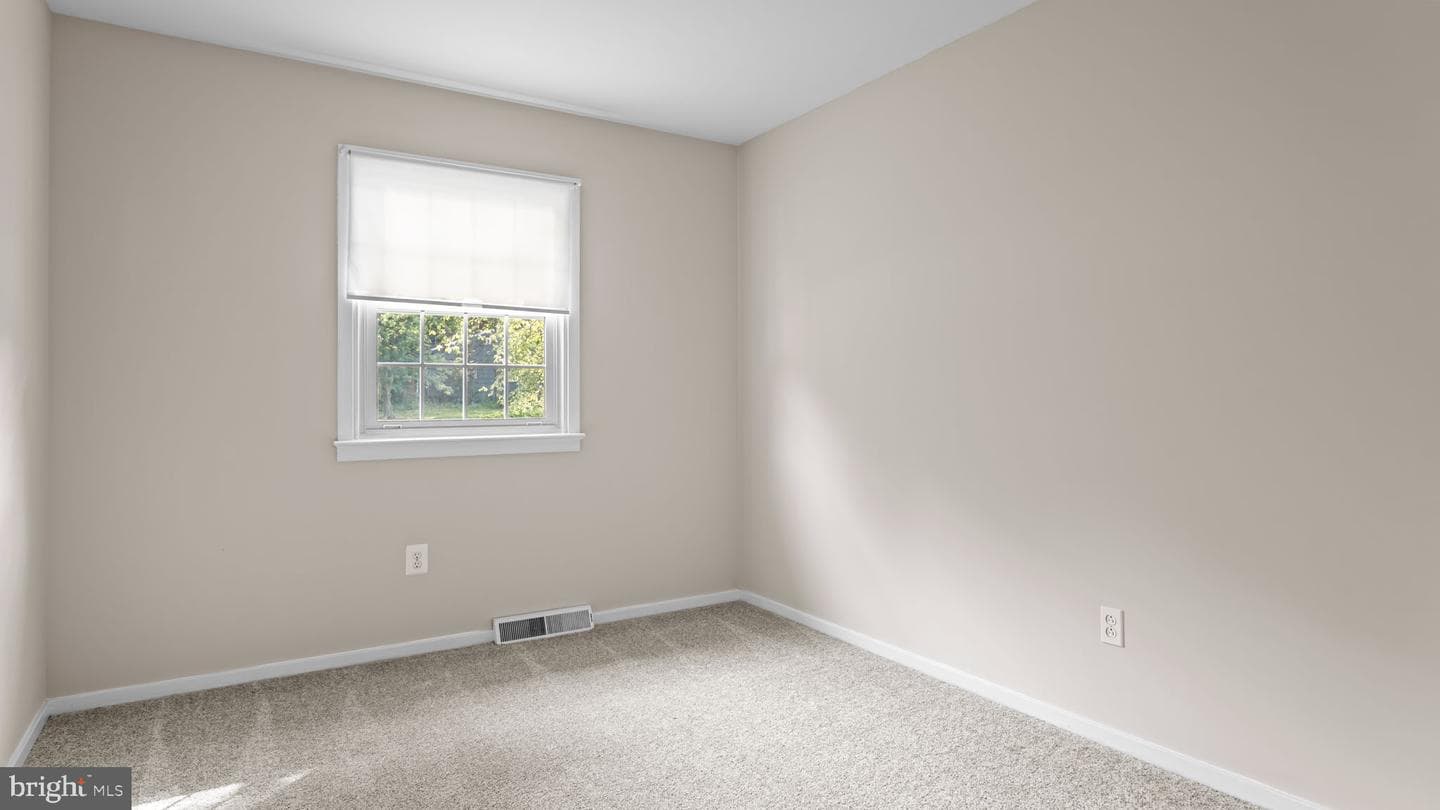 2441 Winding Lane photo 19