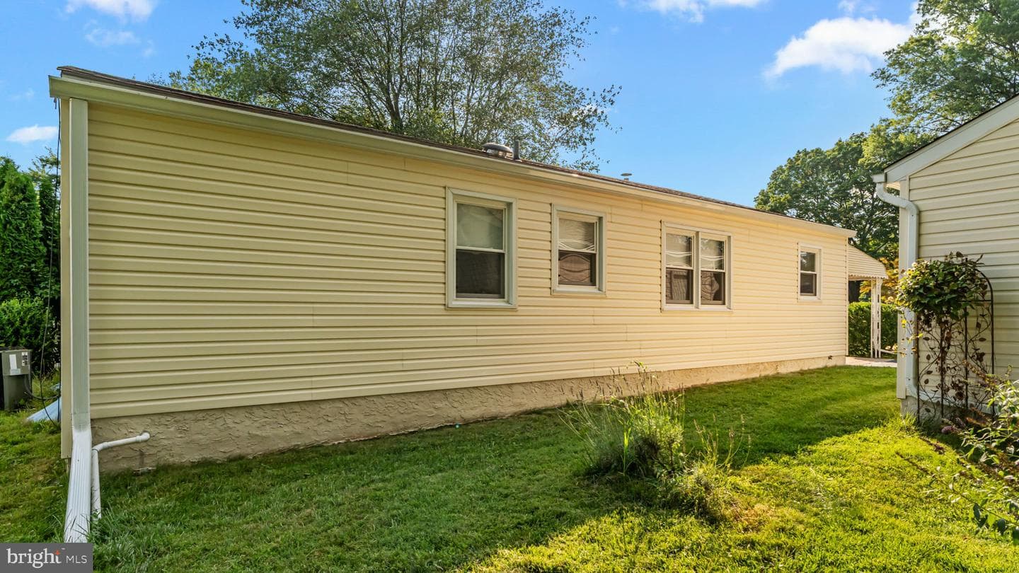 2441 Winding Lane photo 27