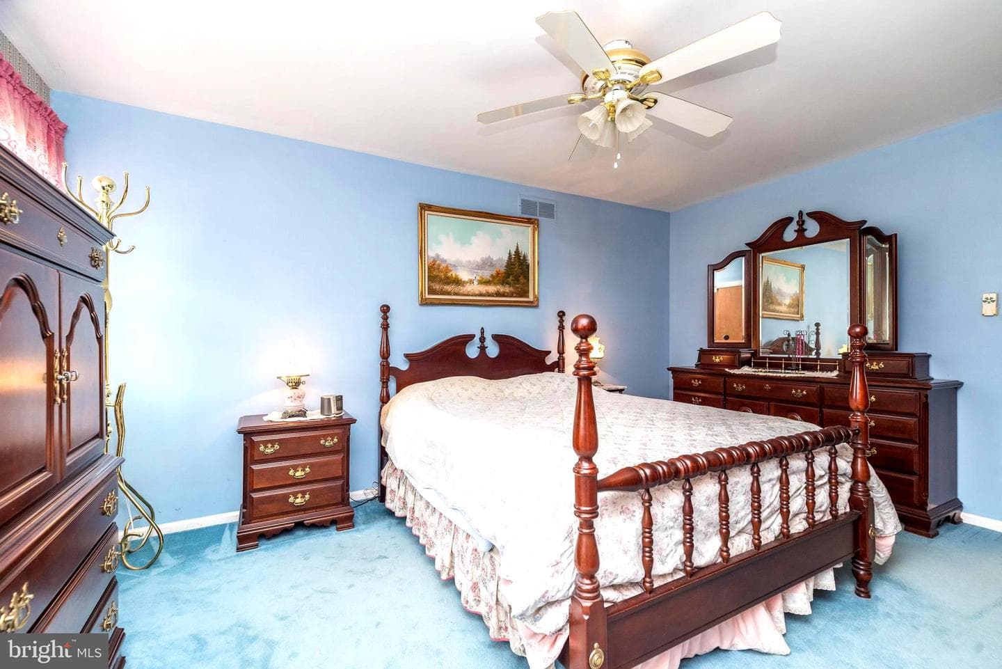 875 Laurel Lane photo 23