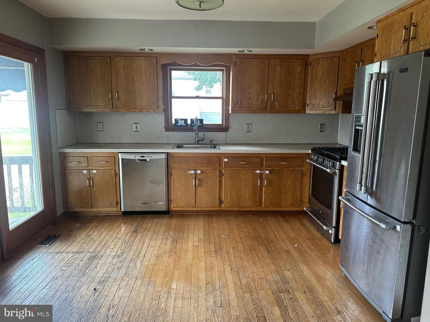 228 Brook Street photo 11