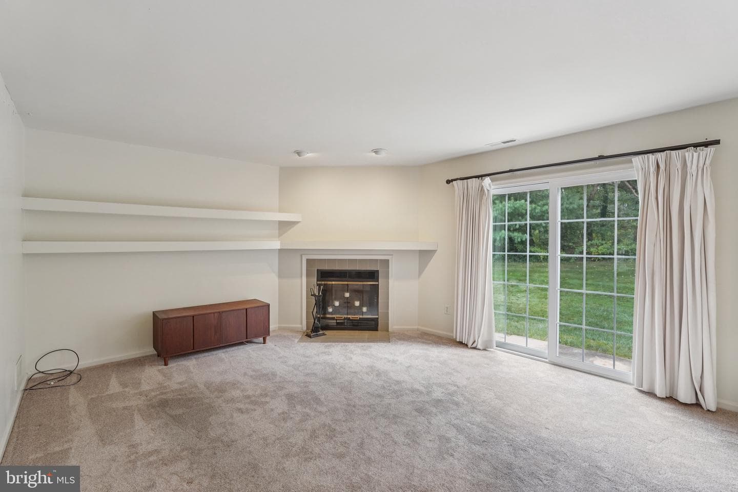250 Tulip Tree Court photo 10