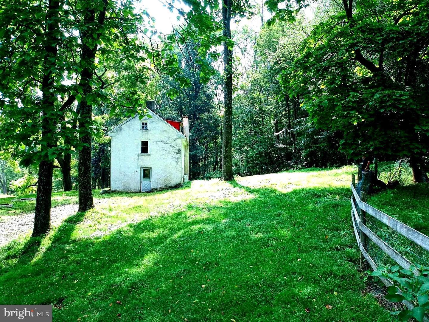 1891 Detweiler Road photo 18