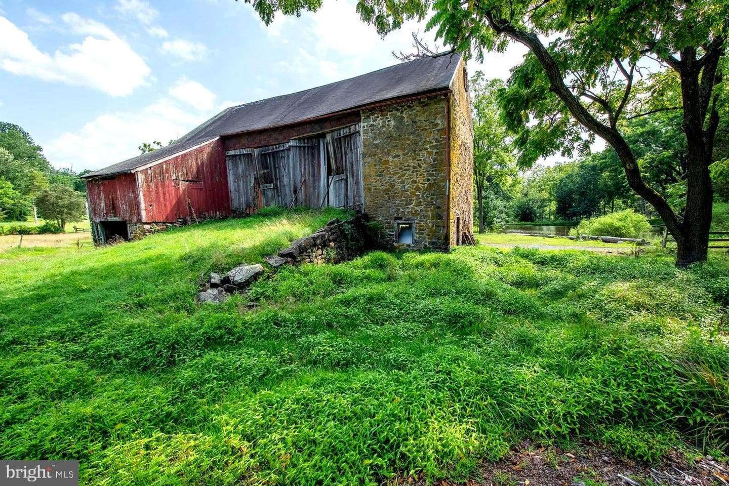 1891 Detweiler Road photo 49