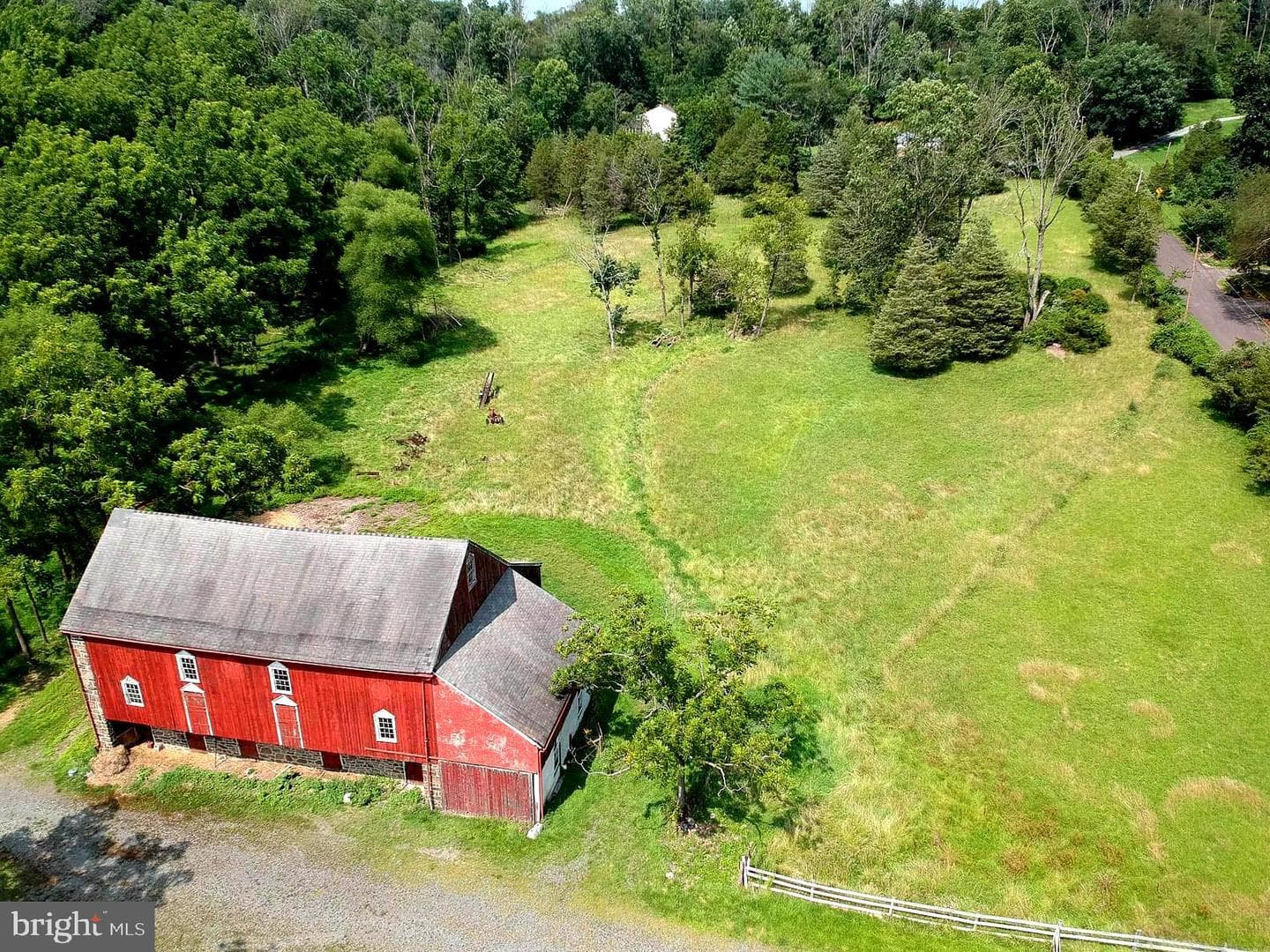 1891 Detweiler Road photo 58