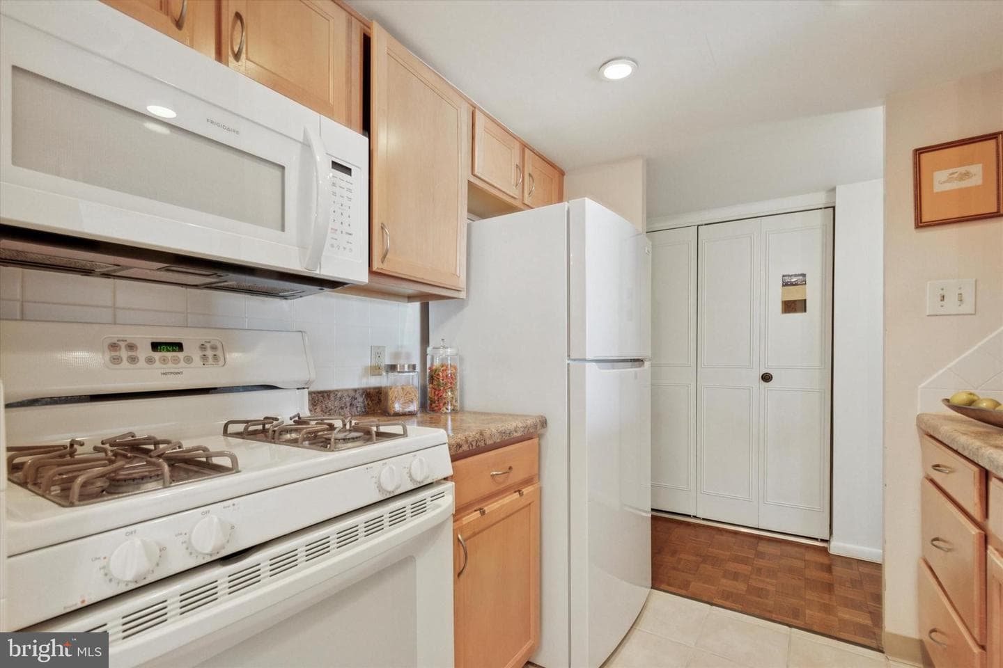 100 West Avenue #604-W photo 4