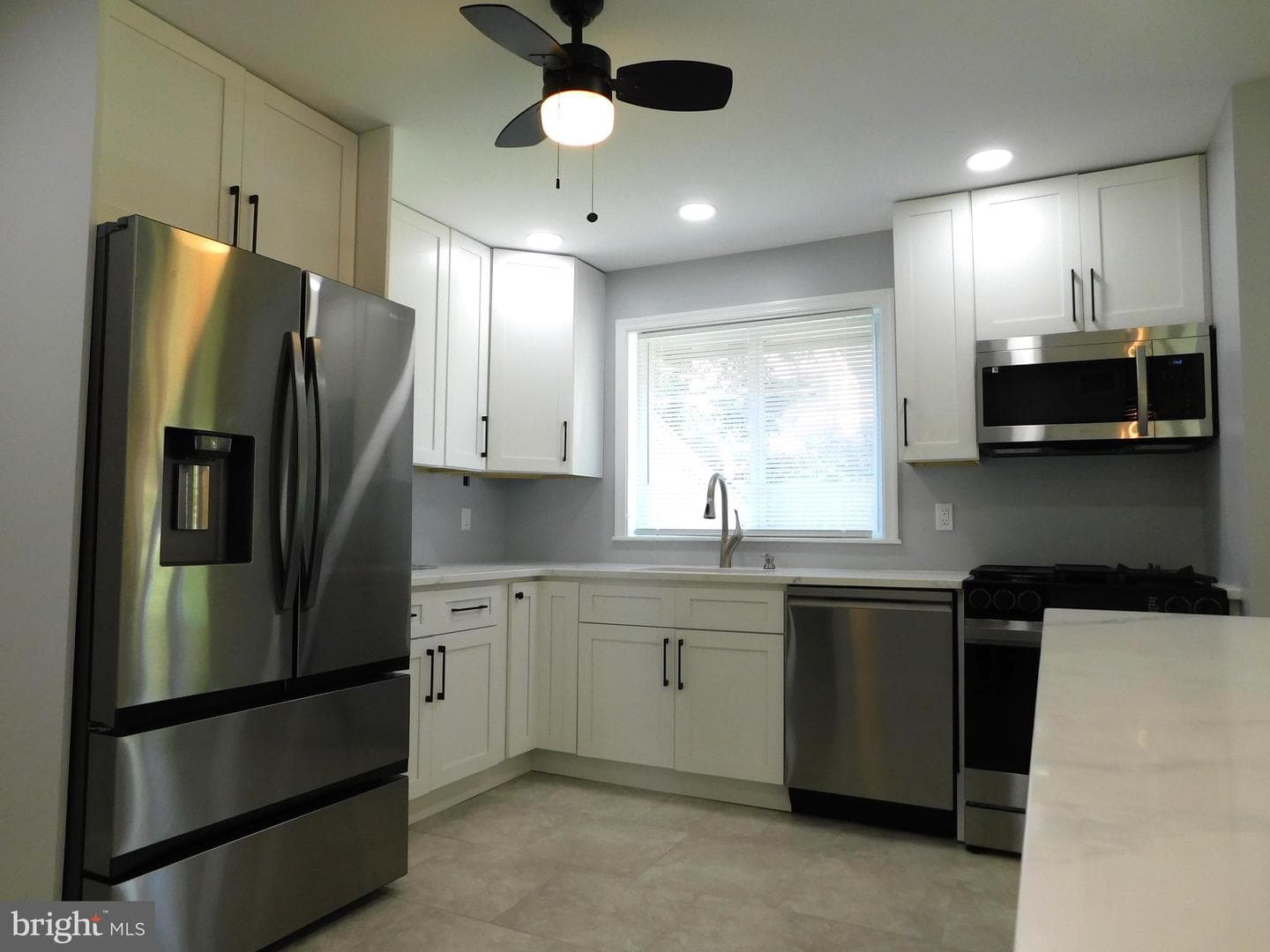 446 Twickenham Road photo 15