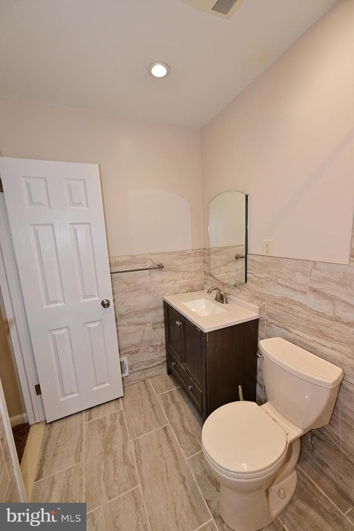 446 Twickenham Road photo 22