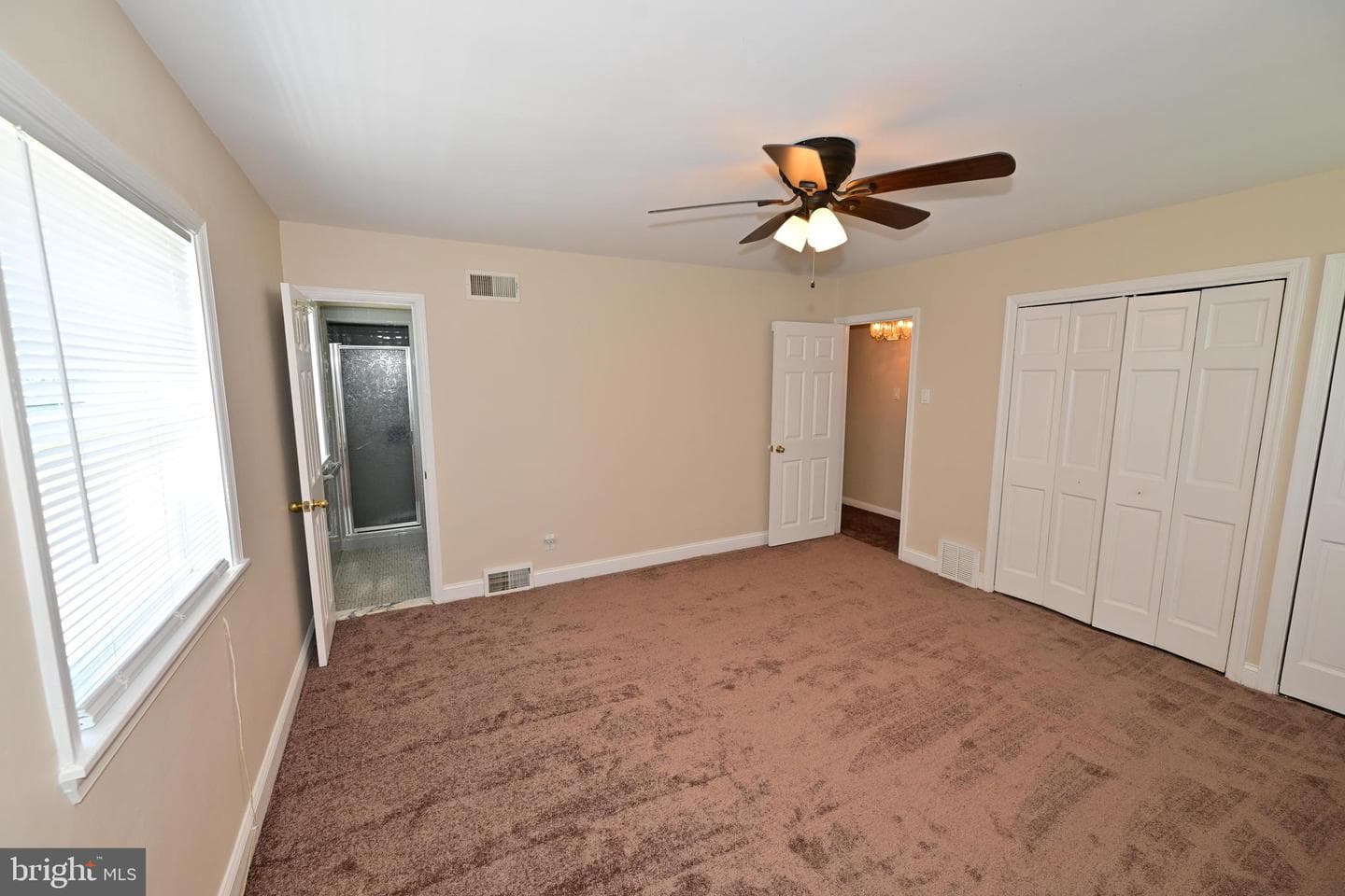 446 Twickenham Road photo 27