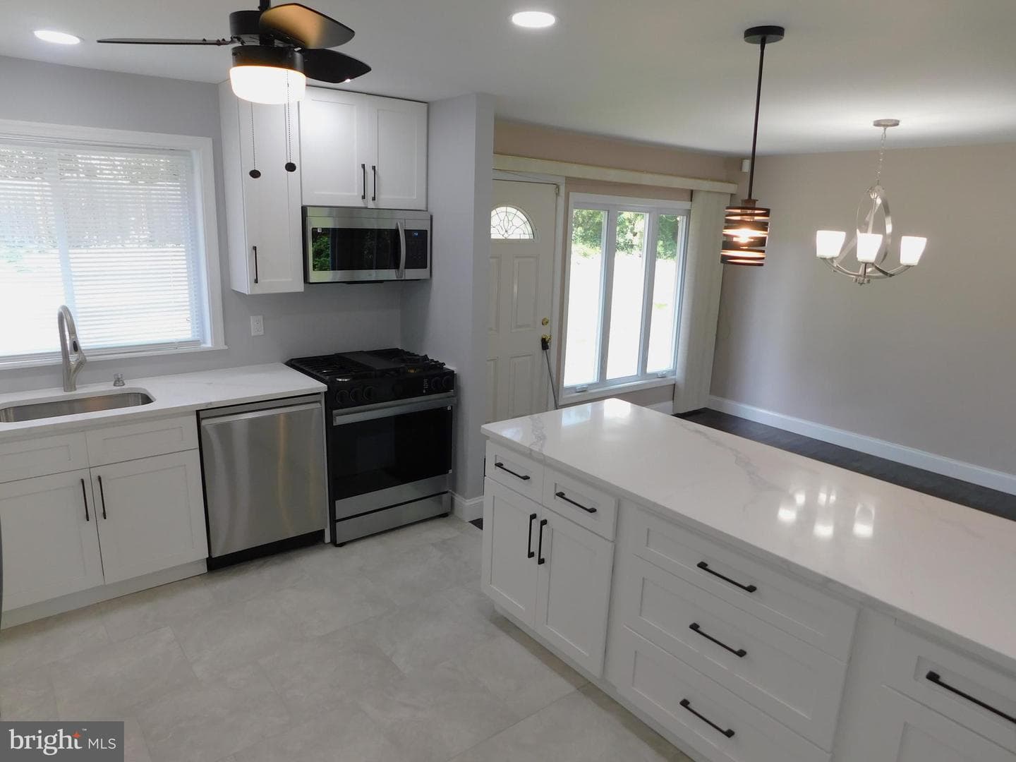 446 Twickenham Road photo 9