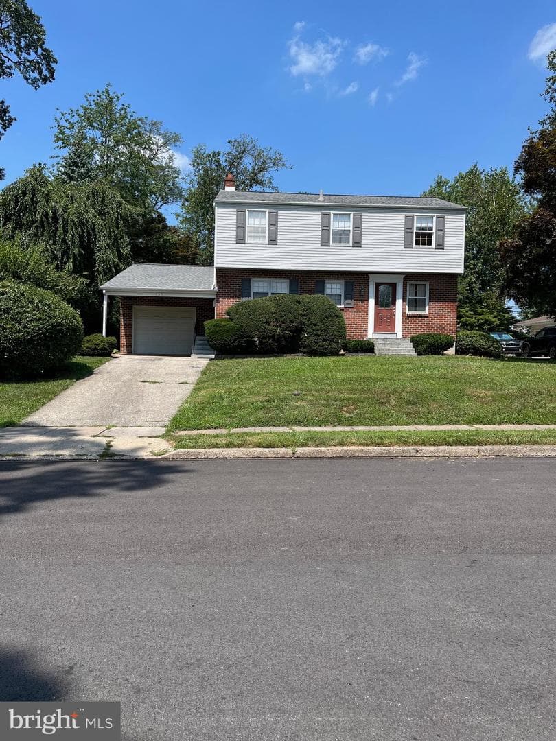 155 Avondale Road photo 1