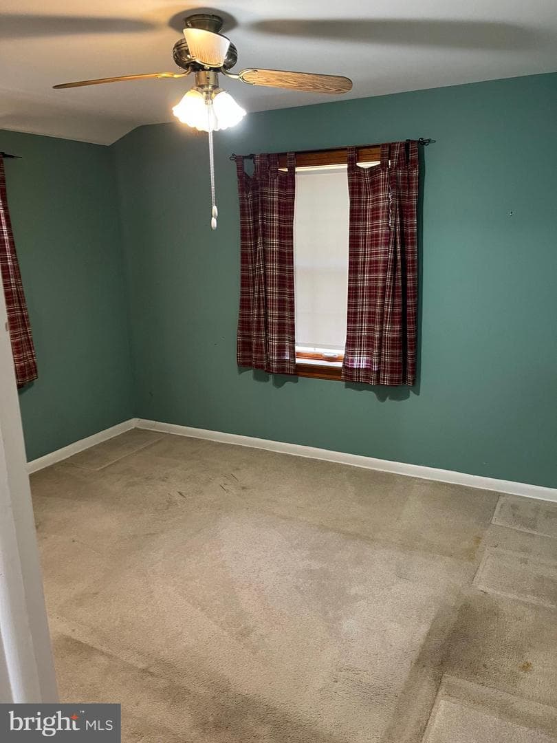 155 Avondale Road photo 10