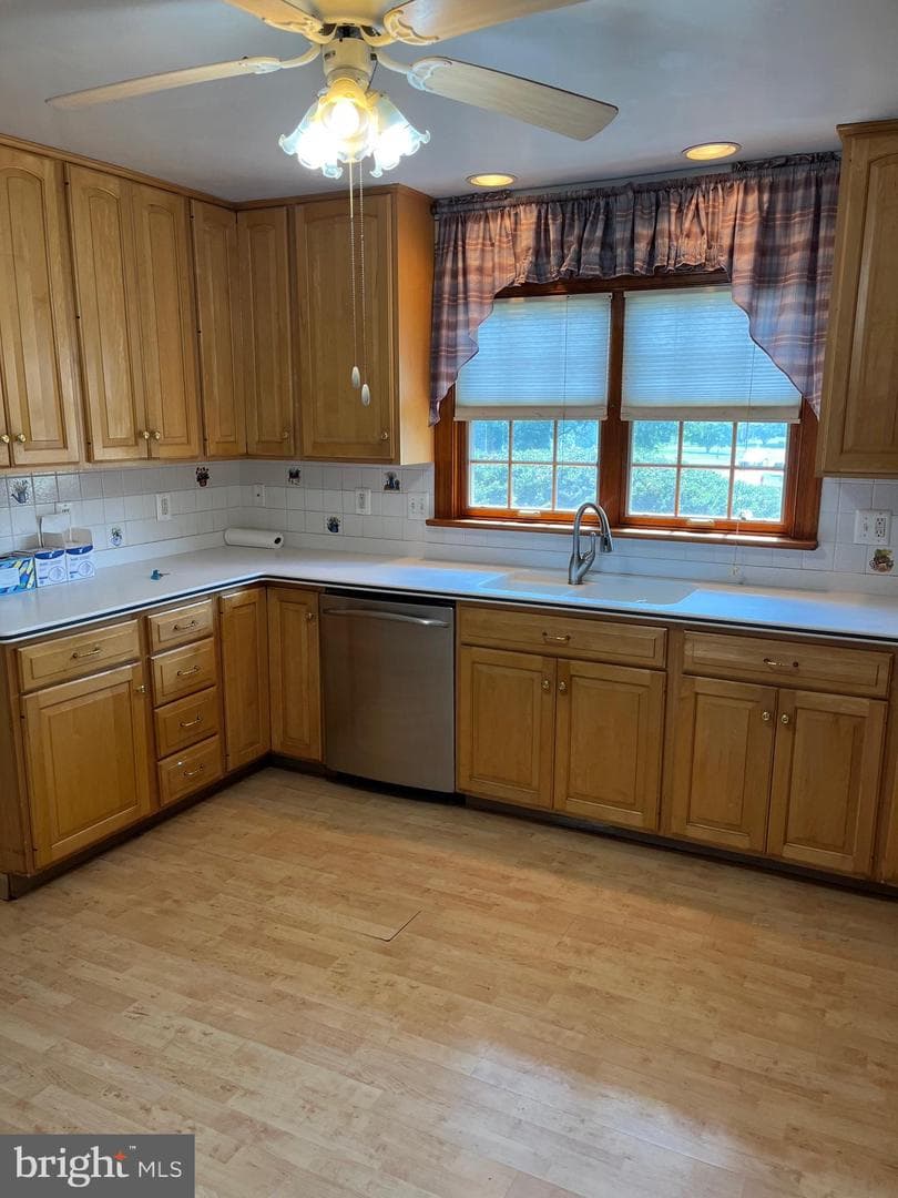 155 Avondale Road photo 4