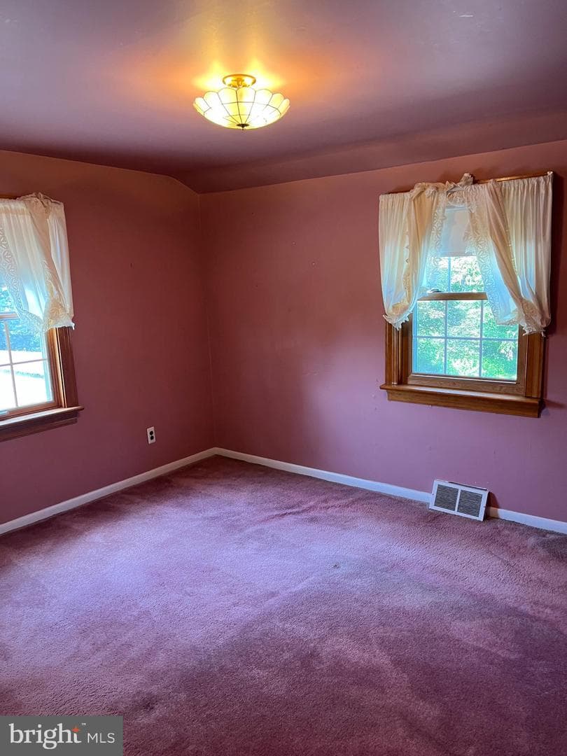 155 Avondale Road photo 9